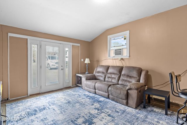 135 Rhonda Way, Rockwood, TN 37854