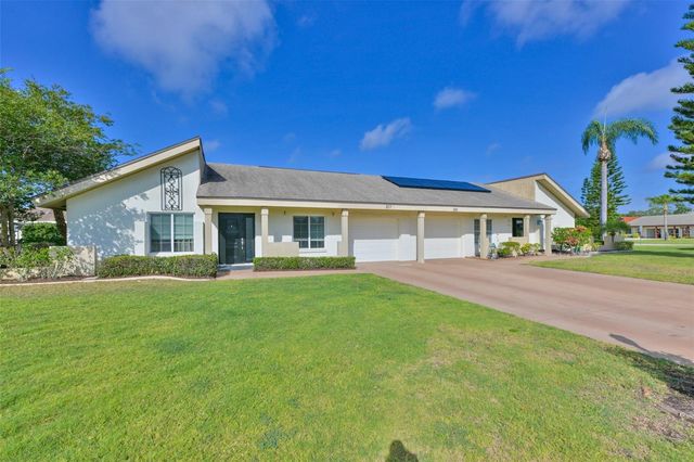 207 ISLIP WAY, Sun City Center, FL 33573