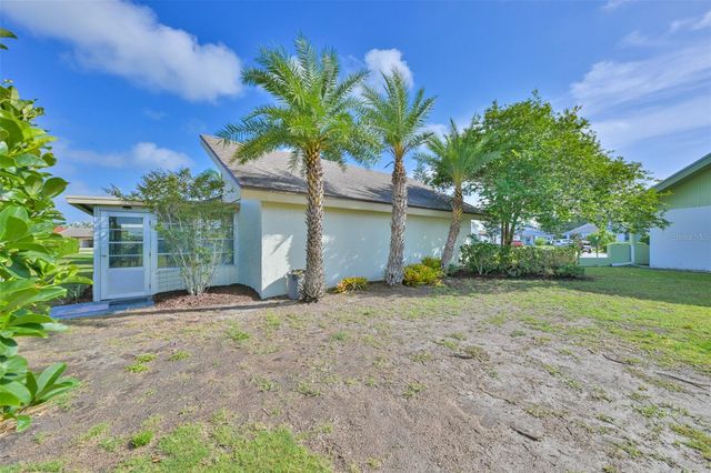207 ISLIP WAY, Sun City Center, FL 33573