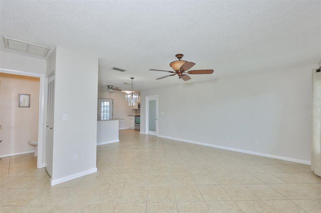 207 ISLIP WAY, Sun City Center, FL 33573