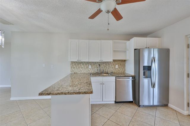 207 ISLIP WAY, Sun City Center, FL 33573