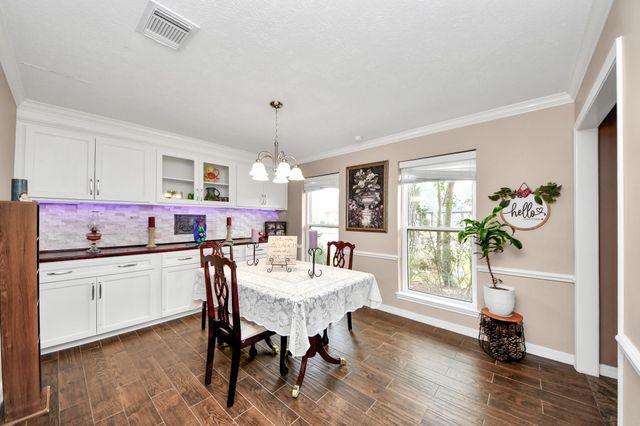 2108 Kildare Drive, Pearland, TX 77581