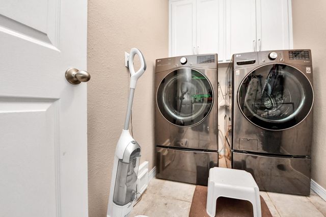 2108 Kildare Drive, Pearland, TX 77581