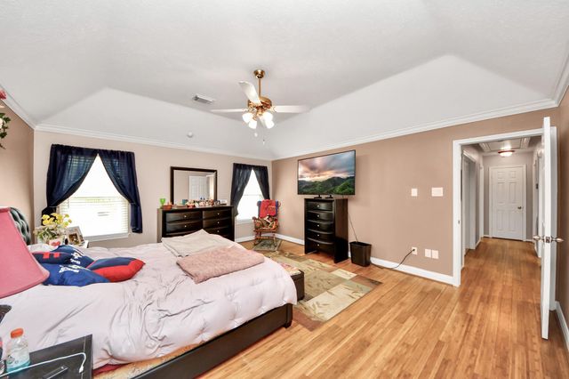 2108 Kildare Drive, Pearland, TX 77581