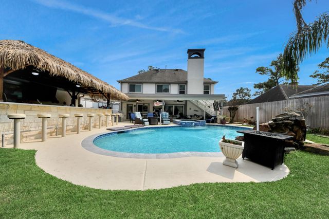 2108 Kildare Drive, Pearland, TX 77581