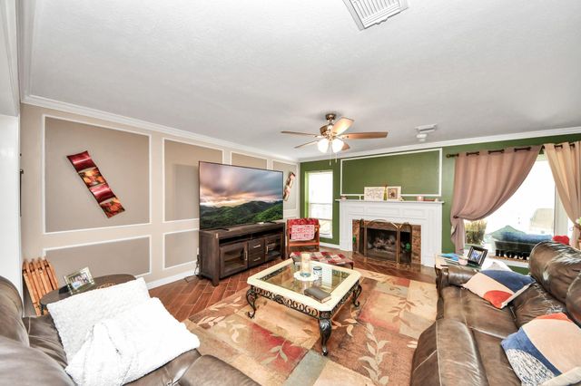 2108 Kildare Drive, Pearland, TX 77581