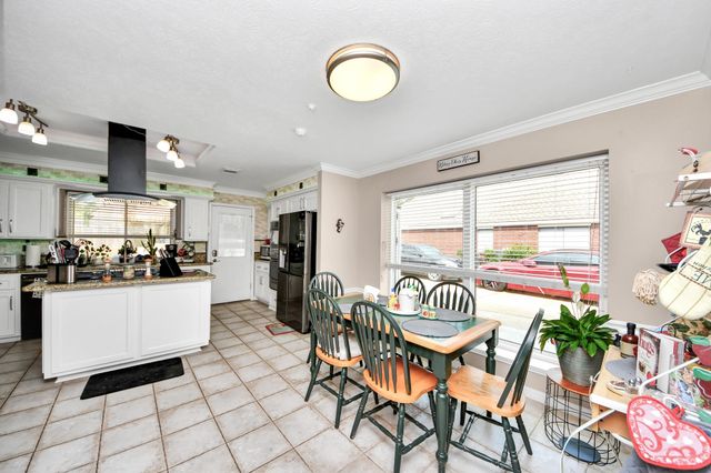 2108 Kildare Drive, Pearland, TX 77581