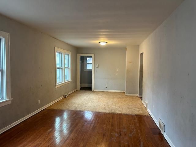 1192 Burr Street, Saint Paul, MN 55130