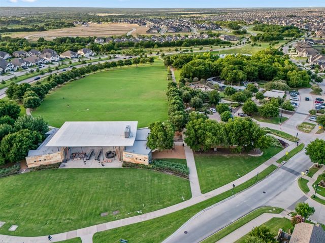 7020 Union Park Boulevard E, Little Elm, TX 76227