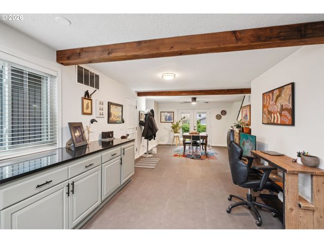 17987 Sw 106TH Ave, Tualatin, OR 97062