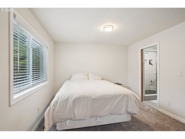 17987 Sw 106TH Ave, Tualatin, OR 97062