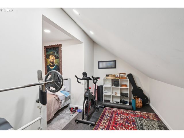 17987 Sw 106TH Ave, Tualatin, OR 97062