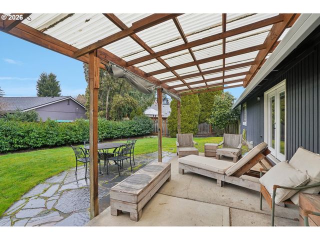 17987 Sw 106TH Ave, Tualatin, OR 97062