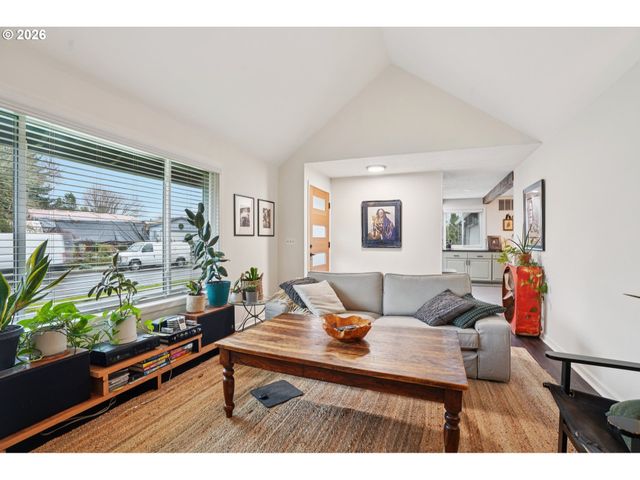 17987 Sw 106TH Ave, Tualatin, OR 97062