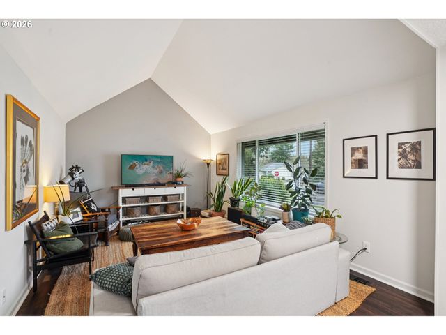 17987 Sw 106TH Ave, Tualatin, OR 97062