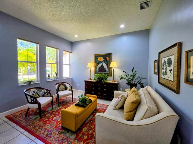 14013 N Cypress Cove Circle, Davie, FL 33325