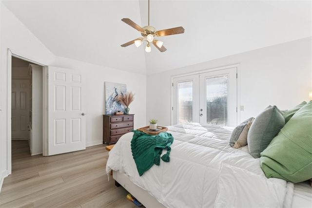 1216 Newbury Drive, Norman, OK 73071