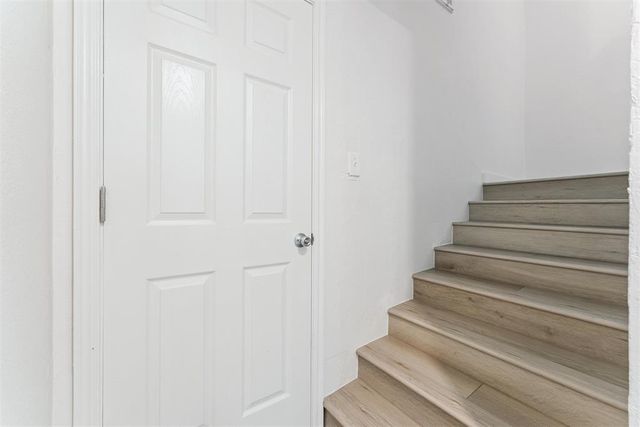 1216 Newbury Drive, Norman, OK 73071