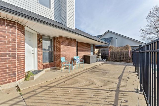 1216 Newbury Drive, Norman, OK 73071