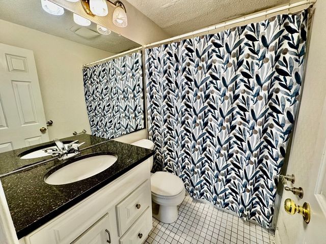 145 Essex Ave 407, Gloucester, MA 01930