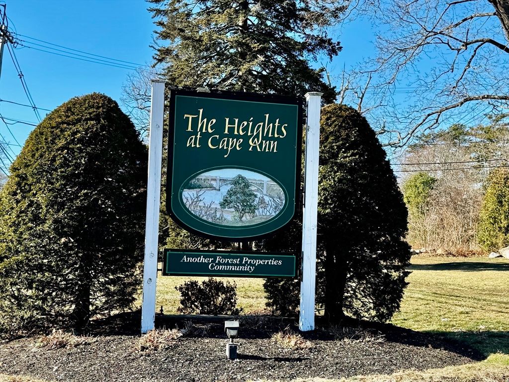 145 Essex Ave 407, Gloucester, MA 01930