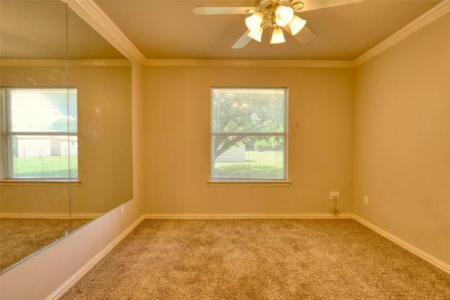 119 Country Drive, Waxahachie, TX 75165