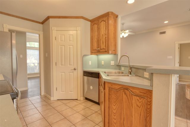 119 Country Drive, Waxahachie, TX 75165