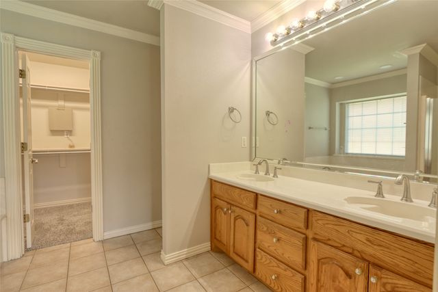 119 Country Drive, Waxahachie, TX 75165