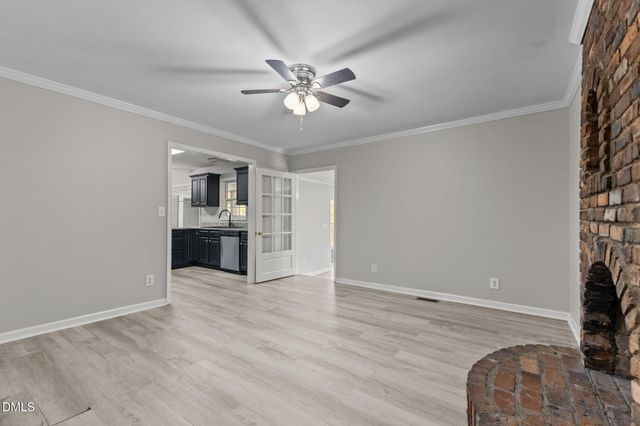 1106 Mohawk Avenue, Fayetteville, NC 28303