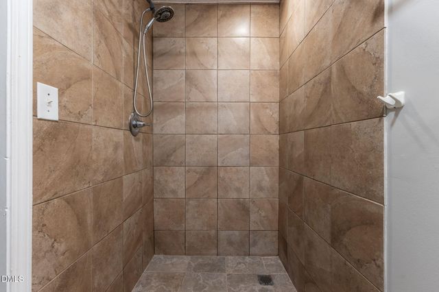 1106 Mohawk Avenue, Fayetteville, NC 28303