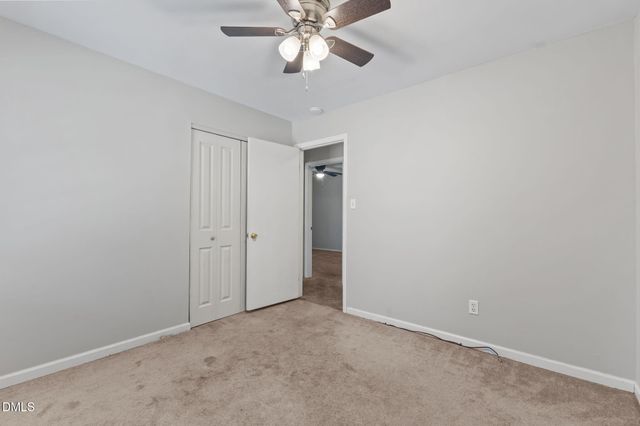 1106 Mohawk Avenue, Fayetteville, NC 28303