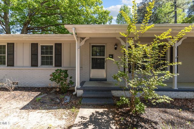 1106 Mohawk Avenue, Fayetteville, NC 28303