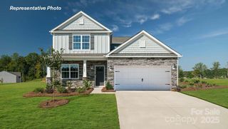 6728 Barcelona Way, Charlotte, NC 28214