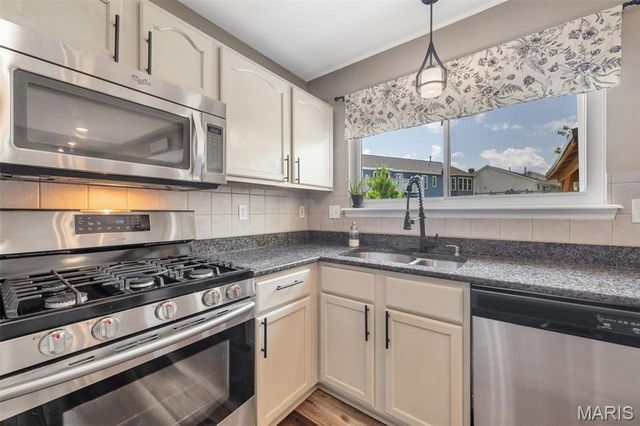 219 Niagra Drive, Wentzville, MO 63385