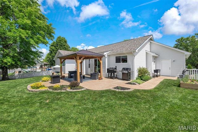 219 Niagra Drive, Wentzville, MO 63385