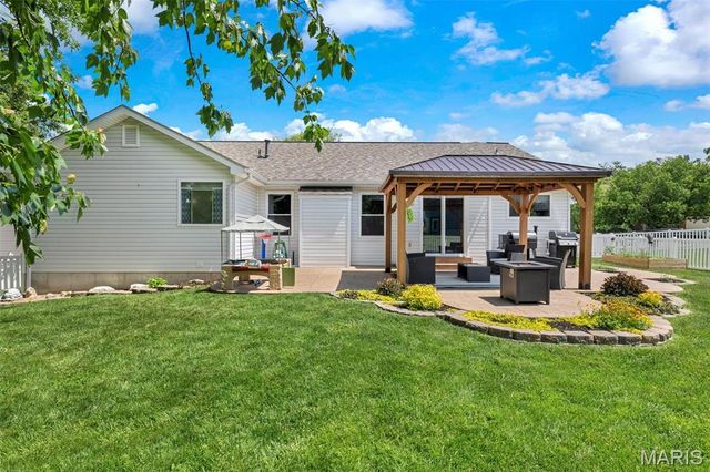 219 Niagra Drive, Wentzville, MO 63385