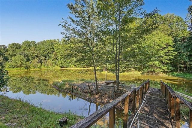 430 Legion Lake Road, Villa Rica, GA 30180