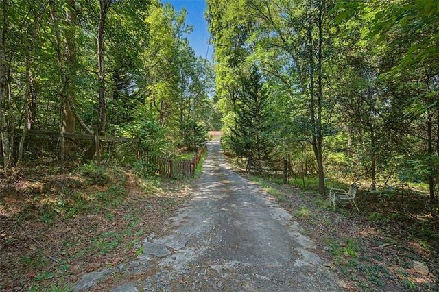 430 Legion Lake Road, Villa Rica, GA 30180