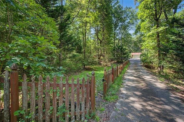 430 Legion Lake Road, Villa Rica, GA 30180