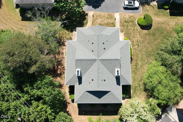 2831 Edridge Court 202, Raleigh, NC 27612