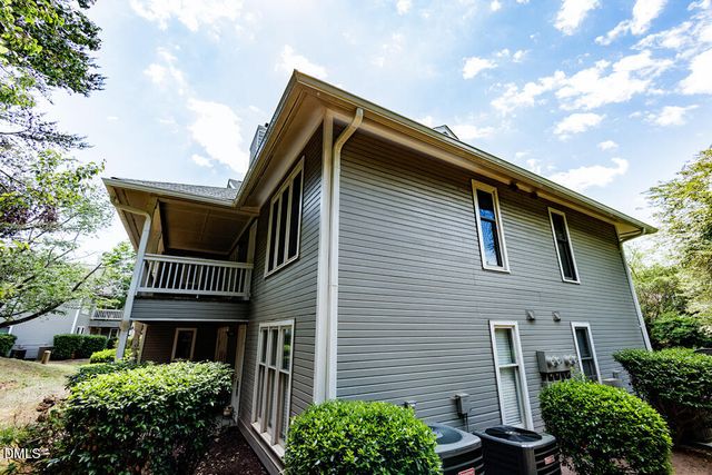 2831 Edridge Court 202, Raleigh, NC 27612