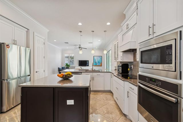 3610 E CLARK CIRCLE, Tampa, FL 33629