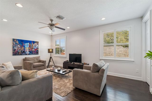 3610 E CLARK CIRCLE, Tampa, FL 33629