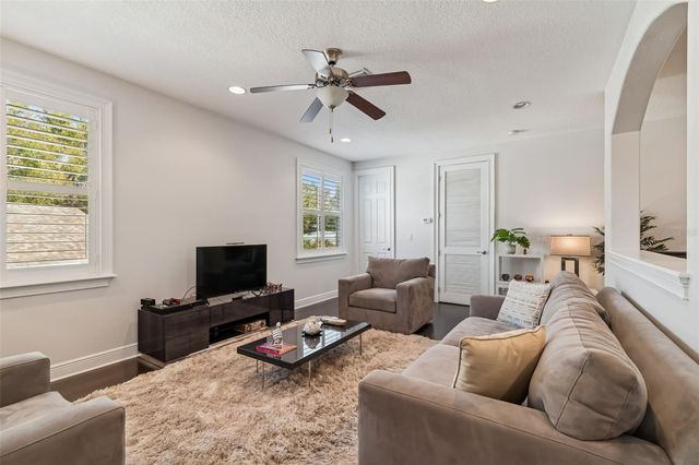 3610 E CLARK CIRCLE, Tampa, FL 33629