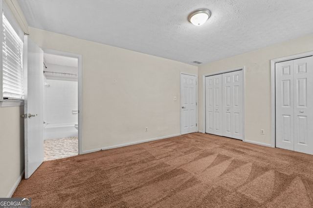 124 Hickory Drive, Peachtree City, GA 30269