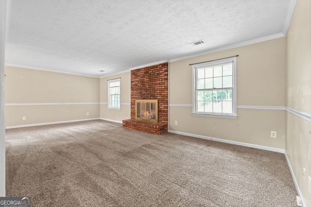 124 Hickory Drive, Peachtree City, GA 30269