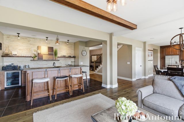 250 Shore Drive, Wayland, MI 49348