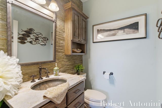 250 Shore Drive, Wayland, MI 49348