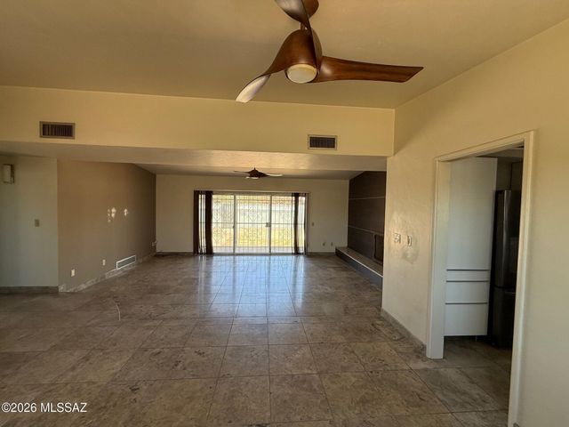 6902 E 2nd Street, Tucson, AZ 85710