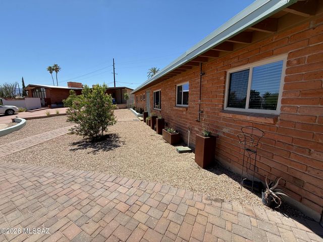 6902 E 2nd Street, Tucson, AZ 85710